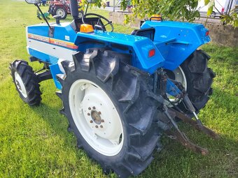 MITSUBISHI MT3201D - 4