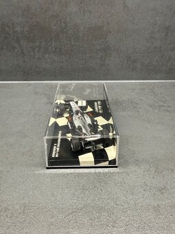 Model F1 Kimi Räikkönen - 4