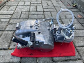 nabízím renovaci, zprovoznění a opravy motorek Jawa, babetta - 4