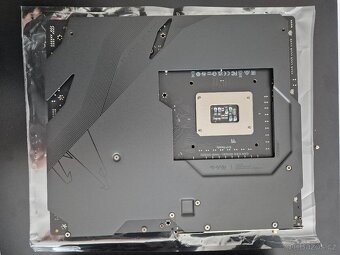 Gigabyte Z690 AORUS Master – kompletní originál balení - 4