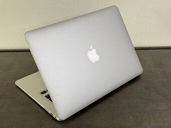 MacBook Air 13" 2017 128GB / 8GB / i5 - DPH - 4