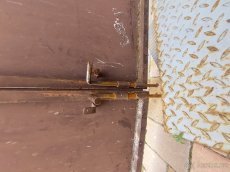 Plechová vrata s vrátky - 4