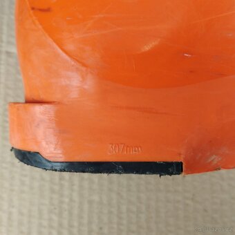 Boty na lyže ATOMIC - 4