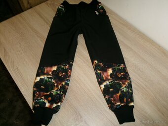 Poslední zimní softshellové kalhoty vel.116-122 více foto - 4