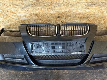 KOMPELTNÍ PŘEDNÍ NÁRAZNÍK BMW E90/91 PŘED.FACELIFT - 4