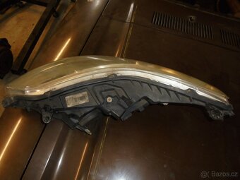 Citroen C4 přední světla - 4