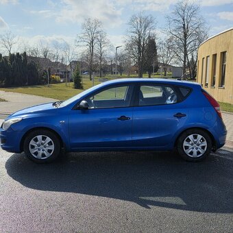 Hyundai I30 hatchback 1.4i r.v2008 - 4
