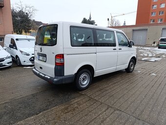 Volkswagen Transporter T5 9mist - 4