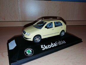 Škoda Fabia 1 hatchback 1:43 kaden - 4