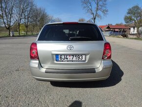 Toyota Avensis T25 2007 - 4