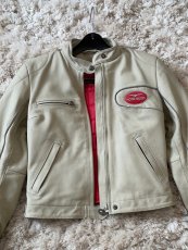 Dámská kožená bunda. moto guzzi. velikost S - 4