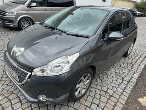 Díly z vozu Peugeot 208 1.2 vti HMZ - 4