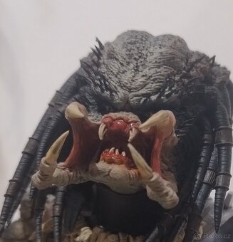 Predátor - 4