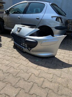 Peugeot 307 - 4