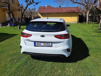 Kia Ceed 1.6 crdi,85kw,r.v.2021,77000km,dph. - 4