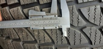 Sada 4x zimní pneu Riken 235/65 R16C s diskem - 4