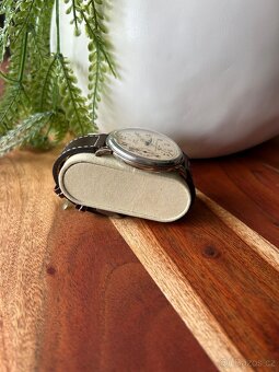 Prodám vojenské hodinky KM Doxa - 4