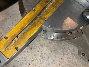 Pokosová pila Prodám DeWalt DW 708-QS - 4