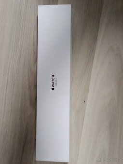 Apple Watch 3 100% baterie - 4