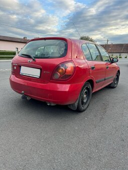 Nissan almera - 4