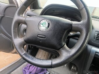 Prodám volant z erbegem na Octavii 1 - 4