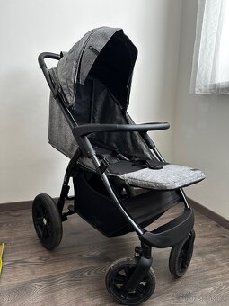 Kočárek Momi 6m+ - 4