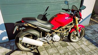 Ducati Monster 750 - 4