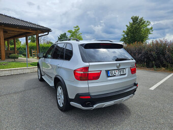 BMW X5 3.0d • M-paket • 2009 • CZ • Top výbava • Serviska - 4