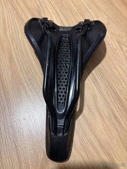 Prodám 3D sedlo Specialized Romin EVO PRO 143 mm - 4