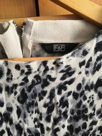 Šaty se vzorem leopard - 4