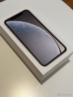 Apple iPhone Xr White 64GB - 4