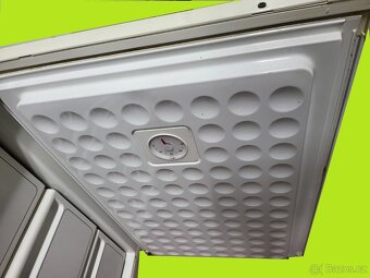 funkční mrazák Siemens 110L - 4