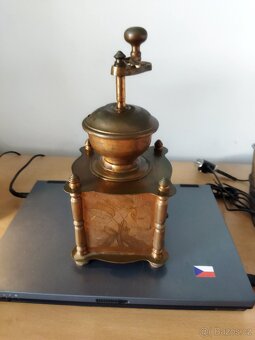 krásný mosazný mlýnek - 4
