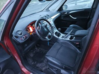 Ford s-max 2.0tdci 103kw  7 míst - 4