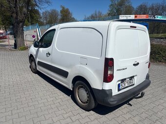 Peugeot Partner Pickup 1.6i benzin 2012/11 - 4