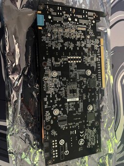 NVIDIA GeForce GTX960 - 4
