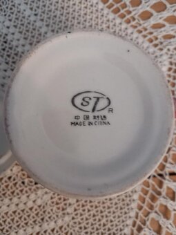 Ozdobné hrnky MADE IN CHINA - 4