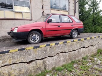 Prodám Škoda favorit a 2x škoda forman - 4