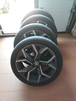 Letní pneu Hankook 235/45/20 - 4