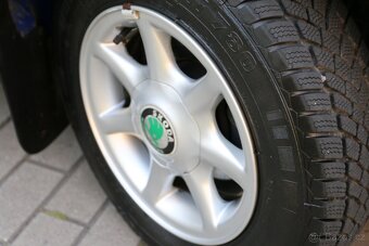 Škoda Felicia 1.3 GARÁŽOVANÁ, BEZ KOROZE - 4