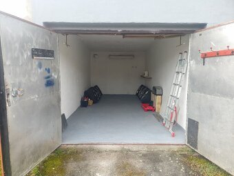 REZERVACE Dvě garáže vedle sebe - Litvínov - 4