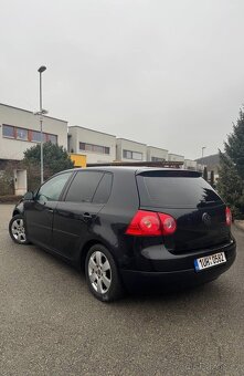 Volkswagen Golf 1.4 benzín, 66 kW, rok 2004 - 4