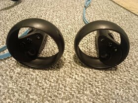 Oculus Quest 1 VR headset - 4