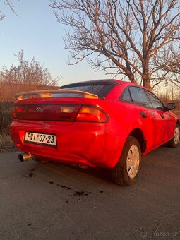Mazda 323f - 4