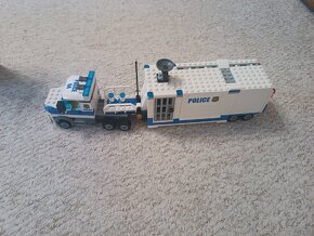 LEGO® City 60139 Mobilní velitelské centrum

 - 4
