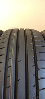 Toyo 215/45 R18 8mm DEMO - 4