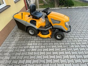 Zahradní traktor STIGA Estate - 4