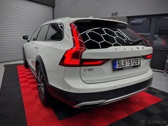 Volvo V90 Cross Country T6 AWD PRO - 4