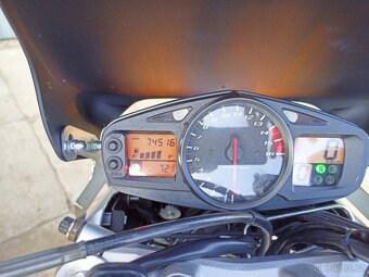 Suzuki GSR 600 - 4