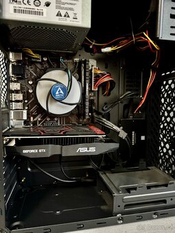 STARŠÍ HERNÍ PC I5 8500/16GB RAM/GTX 1050-Ti/256GB SSD - 4